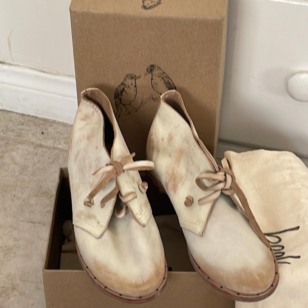 Beeks Bunting booties new